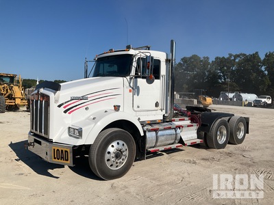 2006 Kenworth T800 6x4 3-Achs Sattelzugmaschine