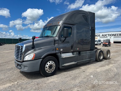 2018 Freightliner Cascadia 125 6x4 T/A Sleeper Truck Tractor