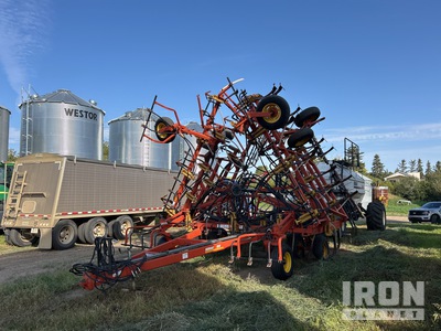 Bourgault 8810 40 ft Air Seeder