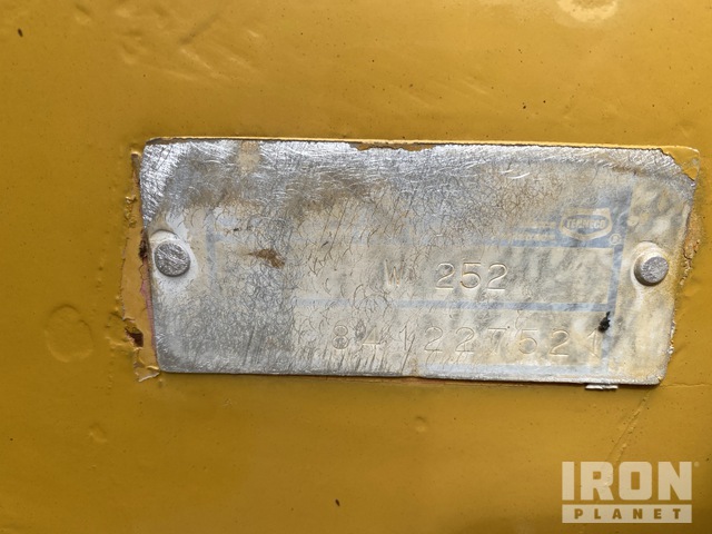 COMPACTADOR 1989 CASE 252
