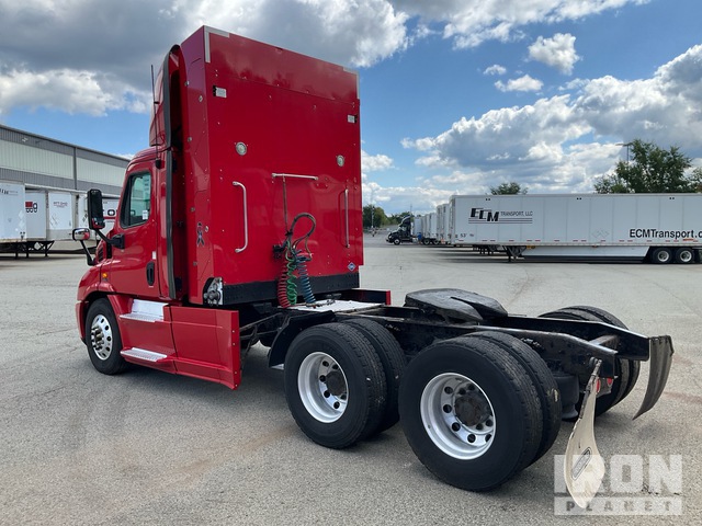 CAMIóN 2017 FREIGHTLINER