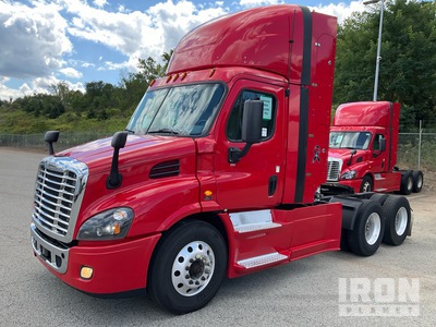 2017 Freightliner Cascadia CNG 6x4 T/A Day Cab Truck Tractor