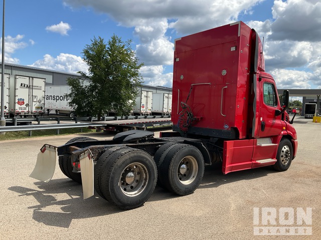 CAMIóN 2017 FREIGHTLINER