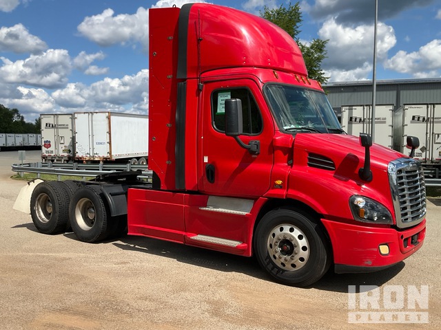 CAMIóN 2017 FREIGHTLINER