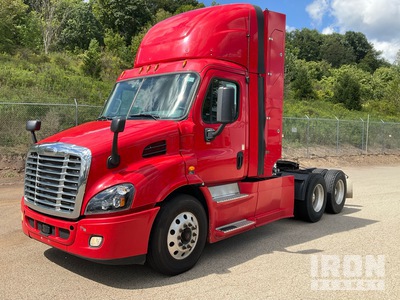 2017 Freightliner Cascadia CNG 6x4 T/A Day Cab Truck Tractor