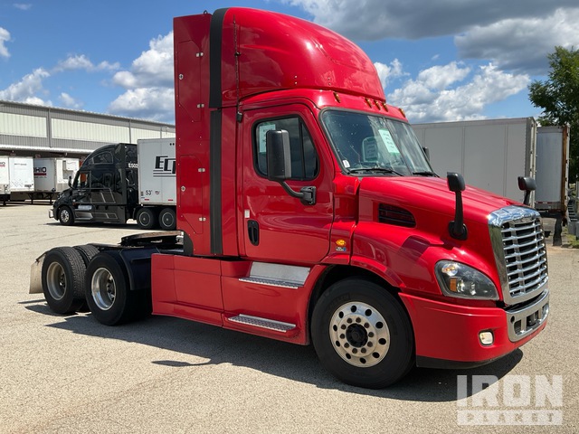 CAMIóN 2017 FREIGHTLINER
