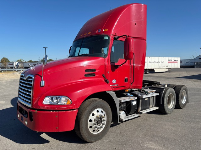 2015 Mack CXU613 T/A Day Cab Truck Tractor