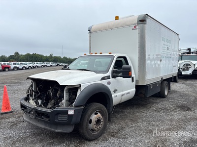 2014 Ford F-550 XL 4x2 Van Truck