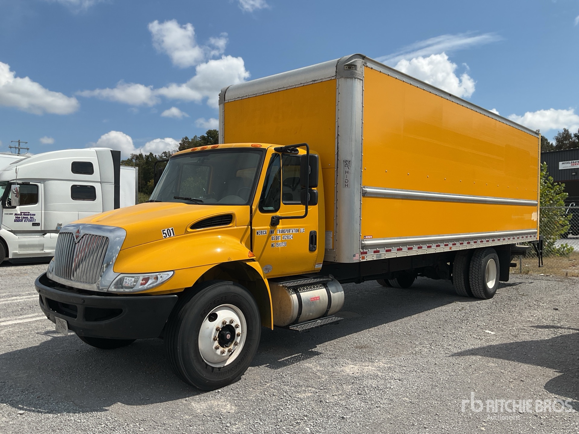 2018 International 4300 Van Truck