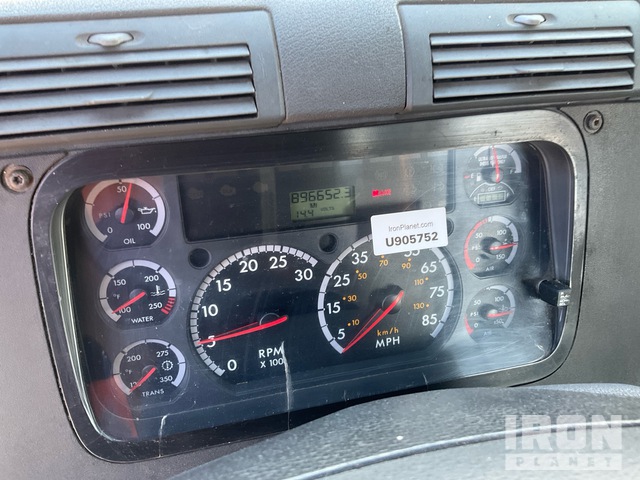 CAMIóN 2016 FREIGHTLINER