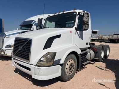 2004 Volvo VNL 6x4 T/A Day Cab Truck Tractor