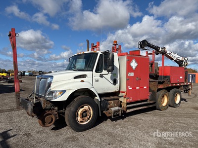2005 International 7400 6x4 Camion de servicios (Inoperable)