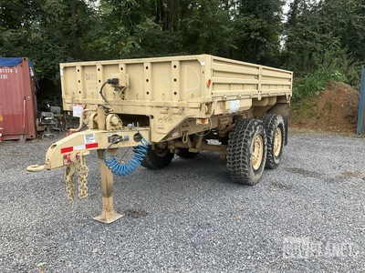 2014 Oshkosh M1095 MTV Cargo Trailer