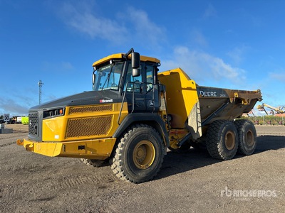 2017 John Deere 260E を見 Articulated Dump Truck