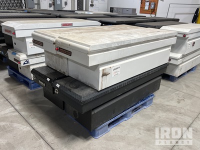 Quantity of (4) Quantity of (4) Tool Box Varios, herramientas manuales - Fits Weatherguard, Buyers