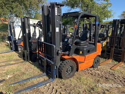 E Picker EFLP-25-197 5000 lb Chariot Élévateur Électrique