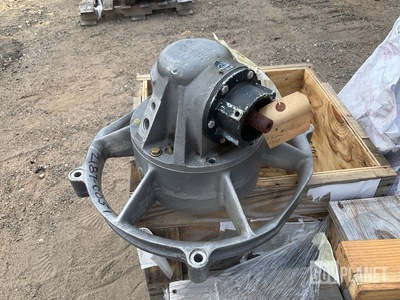 (4) 12273796-2 Angle Drive Units