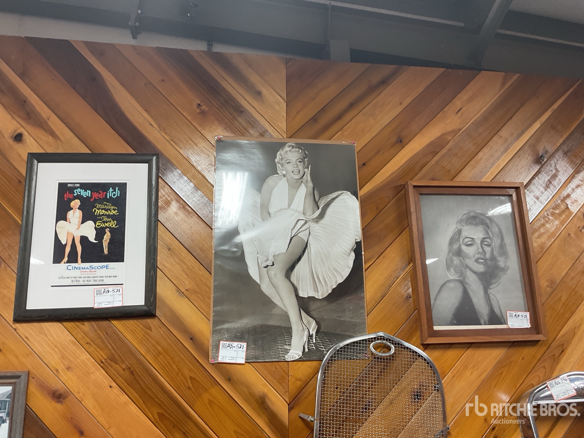 Quantity of (3) Marilyn Monroe prints Antichità