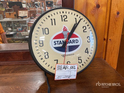 Standard Oil clock Antichità