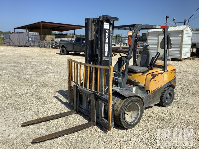 MONTACARGAS TCM FD30T3