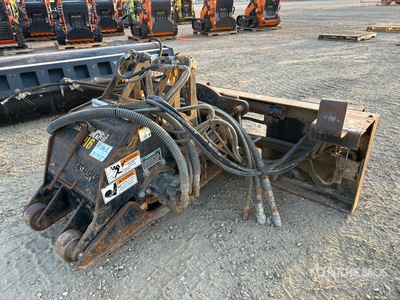 Mustang 18 in Skid Steer Planer