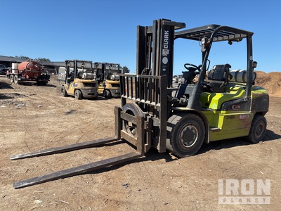 2013 Clark C50 SL 8668 lb Pneumatic Tire Gabelstapler