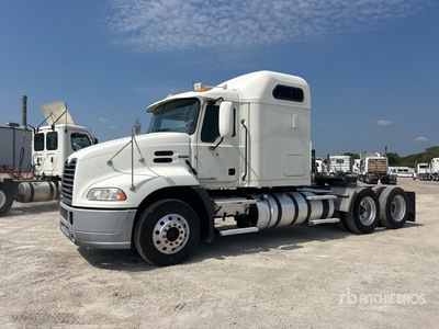 2015 Mack CXU613 6x4 T/A Sleeper Truck Tractor