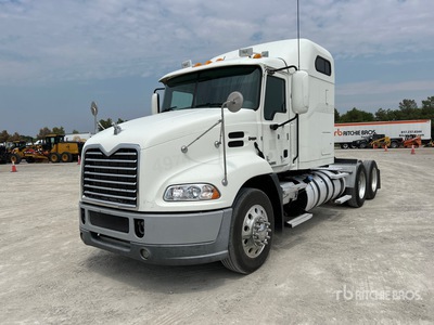 2015 Mack CXU613 6x4 Tracteur Routier