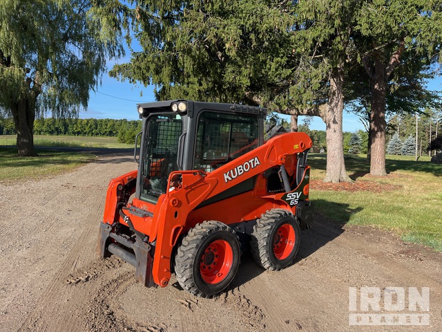 MINI CARGADOR SOBRE RUEDAS 2021 KUBOTA SSV65