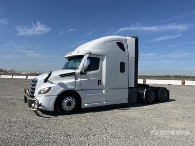 2021 Freightliner Cascadia 126 6x4 Ciągnik siodłowy T/A z kabiną sypialną