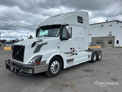 2014 Volvo VNL 6x4 Tracteur Routier Couchette
