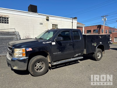 2008 Chevrolet Silverado 3500 HD 4x4 Extended Cab Utility Truck
