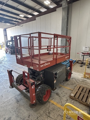 ELEVADOR TIJERA 2019 SKYJACK 6832RT
