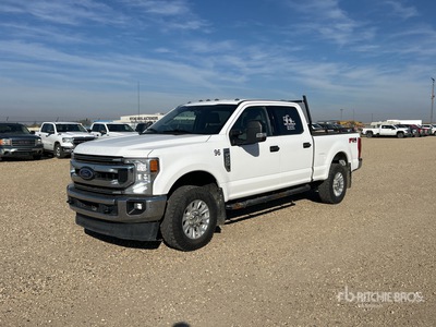 2021 Ford F-250 XLT 4x4 Crew Cab Pickup