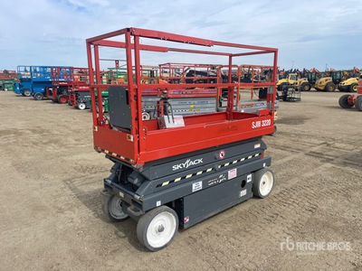 Skyjack SJIII3220 Electric Scissor Lift