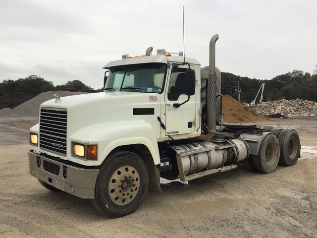 2013 Mack CHU613 6x4 T/A Day Cab Truck Tractor