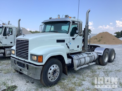2015 Mack CHU613 6x4 T/A Day Cab Truck Tractor