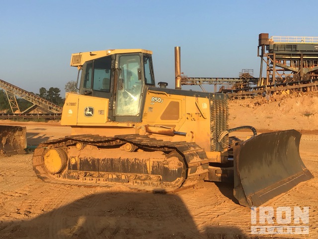 TOPADOR FRONTAL 2010 JOHN DEERE 850J