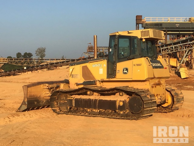 TOPADOR FRONTAL 2010 JOHN DEERE 850J