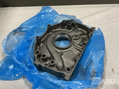 (4) MTU America 5146585 Engine Oil Pump Assembly Housings