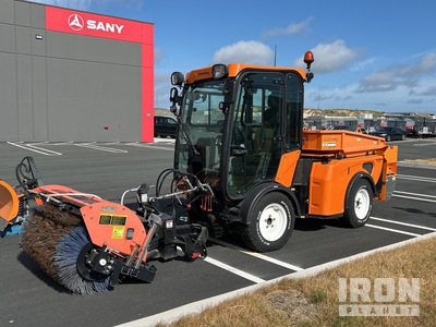 2024 Multihog CX75 Municipal Tractor