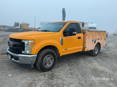 2017 Ford F-250 4x4 ユーティリティトラック