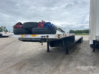 2023 Utility FS2CDHA 53 ft T/A Spread Axle Plataforma Rebajada