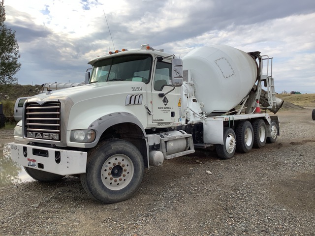 2010 Mack GU713 10x4 Mixer Truck