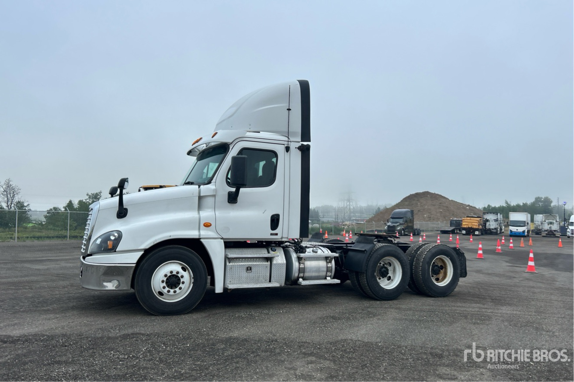 2017 Freightliner Cascadia 125 Cabeza Tractora Cabina Corta