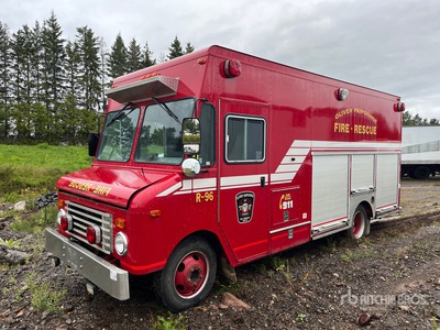 1994 GMC FCC 4x2 Rescue Fire Truck (Inoperable)