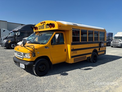 2002 Ford E-450 Econoline 20-Seat School Bus