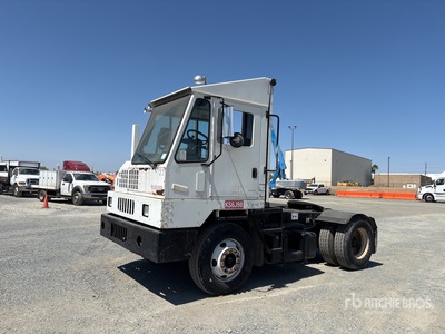 2011 Cargotec 4x2 Spotter Truck