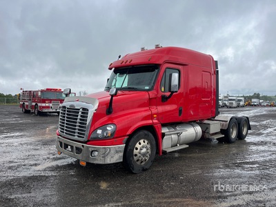 2019 Freightliner Cascadia 125 6x4 Sleeper Truck Tractor