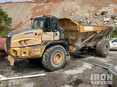 John Deere 400D Articulated Dump Truck (Inoperable)